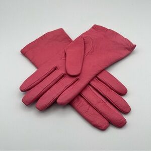 Elegant Pink Soft Leather Gloves